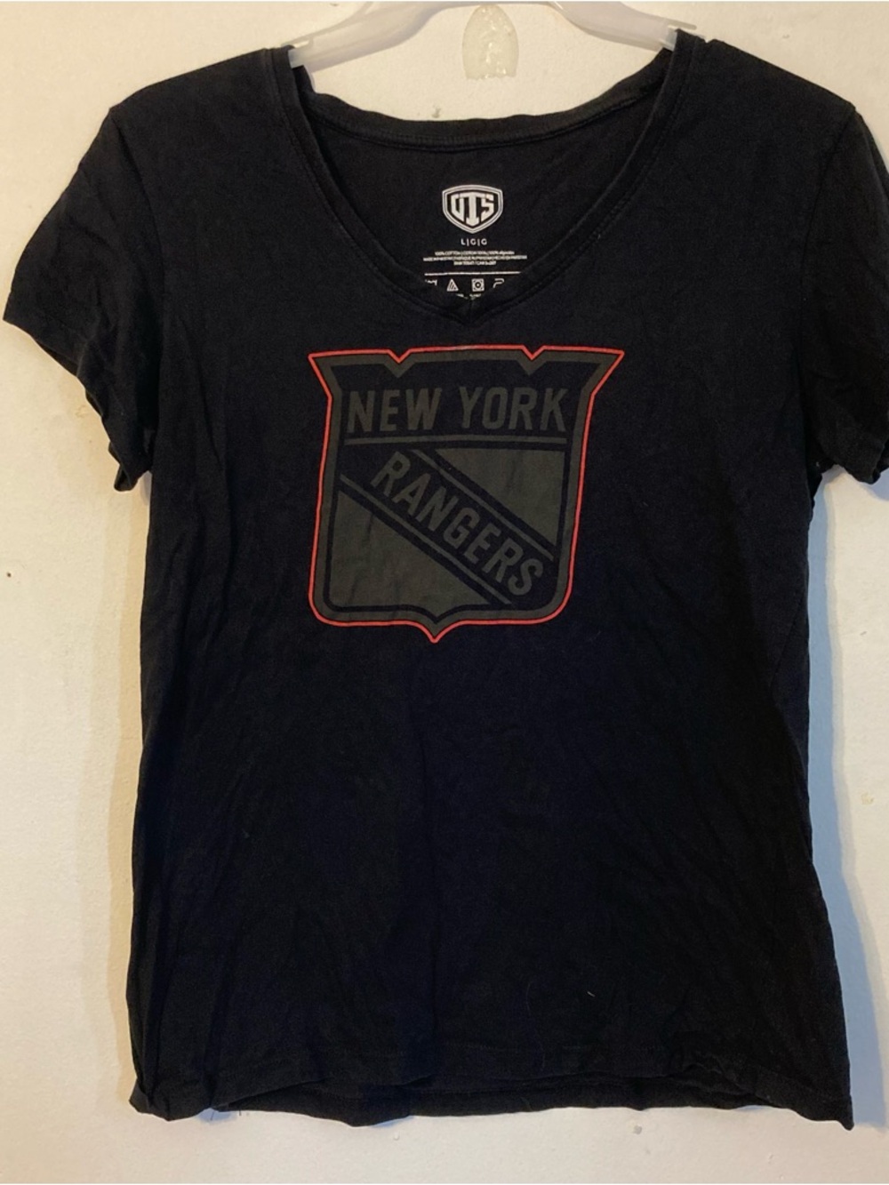 New York Rangers L  Black Graphic Tee - Official NHL Team Shirt
